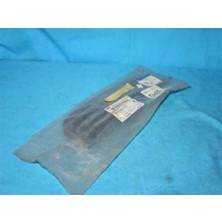 TŞT Ford Focus Ön Sis Lamba Kapağı Sol 2005  (Oem No:  4M5119953BE)