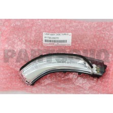 TŞT Toyata Avensis Dış Ayna Sinyali Sağ 2010- (Oem No:  81730-05070)