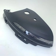 TŞT Renault Megane Dış Ayna Sinyali Sağ 2016- (Oem No:  963053102R)