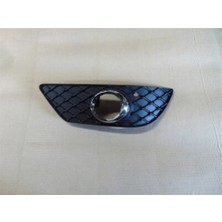 TŞT Mercedes C Class Ön Sis Lamba Kapağı Nikelaj Çerçeveli Sağ 2012- 2014- (Oem No:  A2048803924)
