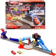 Mattel Cars Piston Kupası Akrobasi Hız Pisti Oyun Seti JHL42