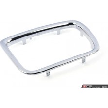 TŞT Bmw 5 Serisi Ön Panjur Nık Sol 1994-1995 (Oem No:  51138148725)