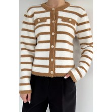 Gülseli Kadın Çizgi Desenli Gold Düğmeli Yumoş Triko Ceket (S-M-L-Xl Beden Uyumludur.) P-00018070