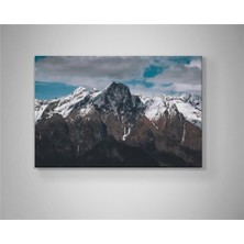 Dağların Zamansız Gücü ile Mekânda Etki Yarat