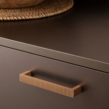 System 6721 Klasik Çizgili Kulp Şampanya Saten Renk 32 mm (Iki Delik Arası Mesafe)