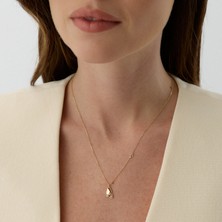 Aja Emeris Yarım Kelebek Figürlü Üç Taşlı Altın Kolye