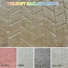 Baklava Model Welsoft Yumuşak Kış Aylarının Vazgeçilmez Yatak Koruyucu Örtüsü - Krem - 200X200