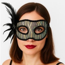 Judge Siyah Renk Yandan Tüylü Pul Payet Işlemeli Parti Maskesi 23X12 cm