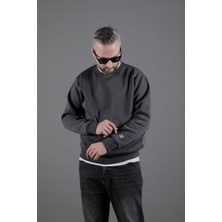 Ohepmoda Yaka ve Etek Parçalı Nakışlı Erkek Sweatshirt