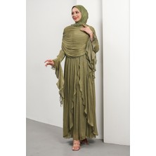 İmaj Butik Koyu Yağ Yeşili Seyyar Pelerinli Fırfırlı Abiye