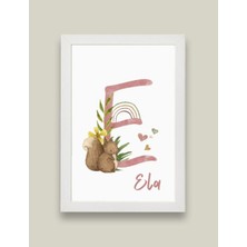 Kidilia E Harfli Bebek Odası Beyaz Duvar Tablosu Kişiye Özel Sevimli Hayvancıklar Tasarımlı 21X30CM