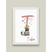 Kidilia T Harfli Bebek Odası Beyaz Duvar Tablosu Kişiye Özel Sevimli Hayvancıklar Tasarımlı 21X30CM