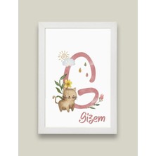 Kidilia G Harfli Bebek Odası Beyaz Duvar Tablosu Kişiye Özel Sevimli Hayvancıklar Tasarımlı 21X30CM