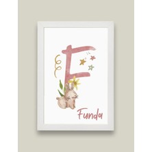 Kidilia F Harfli Bebek Odası Beyaz Duvar Tablosu Kişiye Özel Sevimli Hayvancıklar Tasarımlı 21X30CM