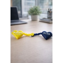 Iki Kalp Tek Bağ Taraftar Renkleriyle Ister Isimli Ister Isim Tarihli Anahtarlık