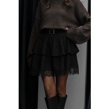 Havoş Siyah Kat Kat Dantel Detaylı Kemerli Etek