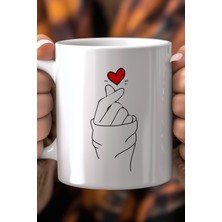 Sevgi Temalı Minimalist Kalp Figürlü 330ML Baskılı Beyaz Seramik Kupa Bardak