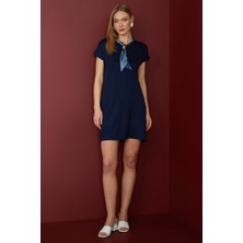 FullaModa Fular Detaylı Bisiklet Yaka Elbise