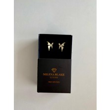 Milena Blake Kelebek Figürlü Mineli Gold Küpe – Zarif ve Işıltılı Dokunuş