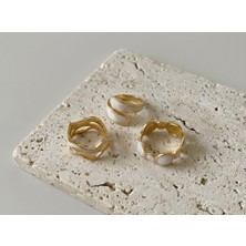 Milena Blake Doğal Inci Görünümlü Gold Kaplama  Çelik Çoklu Yüzük Seti – Modern ve Zarif Tasarım