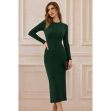 Bi Baksana Kadın Uzun Kollu Bisiklet Yaka Taşlı Midi Kadife Elbise