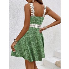 Bi Baksana Kadın Askılı Dantel Yakalı Çiçek Desenli Süprem Elbise