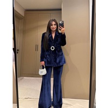 Kadife Kemerli Takım