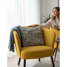 Nuggita Beyaz Leopar Desenli Gabardin Kumaş Fermuarlı Kırlent Kılıfı