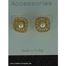 Şems Tesbihevi & Doğaltaş Takı Altın Kaplama Inci Detaylı Kare Model Küpe Zirkon Taşlı Şık Kadın Küpe