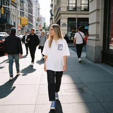 Dune Ethnic Tile Art Oversize Pamuk Baskılı Beyaz T-Şhirt