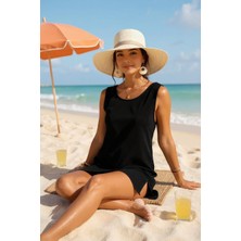 Kadın Siyah Sırt Detaylı Yırtmaçlı Plaj Elbisesi Pareo – Şık, Rahat ve 4 Mevsim Kullanıma Uygun