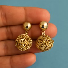 By Lily Gold Sarmal Küpe