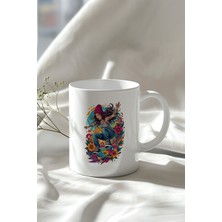 Kaykay Yapan Dövmeli Kadın Desenli 330ML Baskılı Beyaz Seramik Kupa Bardak