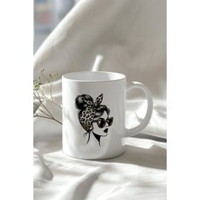 Gözlüklü Kadın Figürlü 330ML Baskılı Beyaz Seramik Kupa Bardak