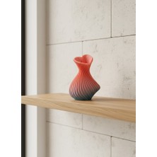 Kalp Tasarımlı Modern Dekor Vazo 15 cm Şık ve Estetik Görünüm
