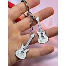 Çift Gitar Beyaz Renk Metal Anahtarlık