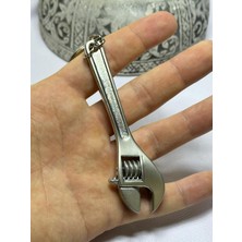 Büyük Boy Kurbağacık Ingiliz Anahtarı Metal Gümüş Gri Renk Metal Anahtarlık