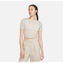 Nike Sportswear Essential Slim-Fit Cropped Short-Sleeve Krem Kadın T-Shirt FB2873-104