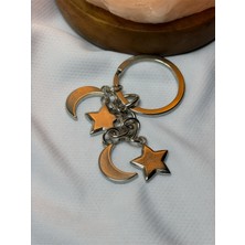Ay (Hilal Biçiminde) ve Yıldız Şekilli Gümüş Gri Renkli Metal Anahtarlık