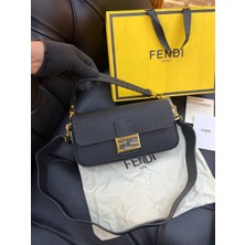 Fendi Logo Detaylı Ithal Çanta