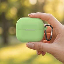 Caseonn Samsung Galaxy Buds 3 Pro Kılıf Askı Aparatlı Mat Silikon Açık Yeşil
