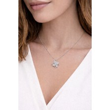 Gümüş Dört Yapraklı Yonca Kadın Kolye