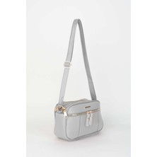 Vivaq Kadın Sincap Açık Gri 4 Bölmeli Suni Deri Orta Boy Fermuar Kapama El Kol ve Omuz Çantası