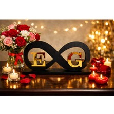 Sonsuzluk ve Baş Harf Temalı Masa Isimliği Kişiye Özel Ürün 30*20 Cmdir NO80