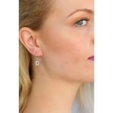 Asel Aksesuarcı D Harf Bayan Küpe