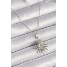 Asel Aksesuarcı 316L Çelik Gümüş Renk Zincir Zirkon Taşlı Güneş Model Sedefli Ay Işleme Detay Kadın Kolye