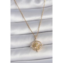 Asel Aksesuarcı 316L Çelik Gold Renk Zincir Zirkon Taşlı Pusula Model Kadın Kolye