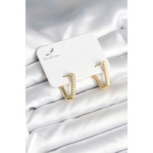 Asel Aksesuarcı Üçgen Model Zirkon Taşlı Kadın Küpe