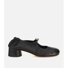 Hotiç 01AYH318030A100 KADIN Deri Siyah Gold Toka Detaylı Arkası Lastikli Kalın Topuklu Ayakkabı