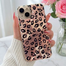 iPhone 13/14/15 Kılıf Hologramlı Pembe Leopar Desenli Darbe Emici Kamera Korumalı Silikon